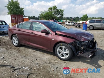 Czwarte zdjęcie samochodu z boku: 2018 BUICK REGAL PREFERRED VIN:W04GL6SX2J1135795 - miniatura