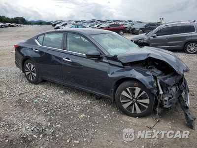 Czwarte zdjęcie samochodu z boku: 2019 NISSAN ALTIMA SV VIN:1N4BL4DV8KC135778 - miniatura