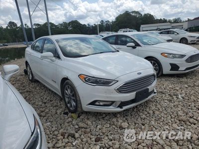 Czwarte zdjęcie samochodu z boku: 2017 FORD FUSION SE HYBRID VIN:3FA6P0LU0HR409427 - miniatura