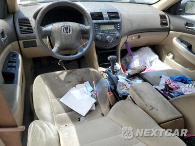 Zdjęcie 8 z 13 samochodu: 2005 HONDA ACCORD LX VIN:1HGCM56445A013586 - miniatura