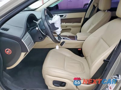 Zdjęcie 7 z 14 samochodu: 2014 JAGUAR XF VIN:SAJWA0ES3EPU09854 - miniatura