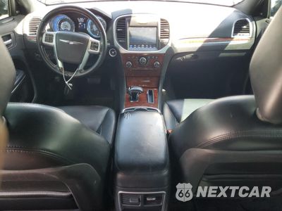 Zdjęcie 8 z 15 samochodu: 2012 CHRYSLER 300 LIMITED VIN:2C3CCAHG2CH208302 - miniatura