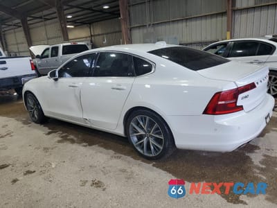 Drugie zdjęcie samochodu z przodu: 2017 VOLVO S90 T6 MOMENTUM VIN:YV1A22MK4H1016742 - miniatura