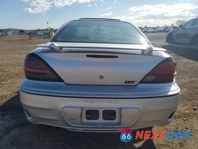 Zdjęcie 6 z 15 samochodu: 2003 PONTIAC GRAND AM GT VIN:1G2NW52E53M721555 - miniatura
