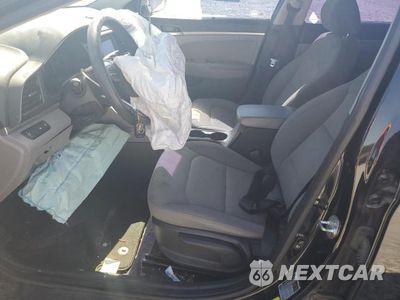 Zdjęcie 7 z 12 samochodu: 2020 HYUNDAI ELANTRA SE VIN:KMHD74LF8LU914672 - miniatura