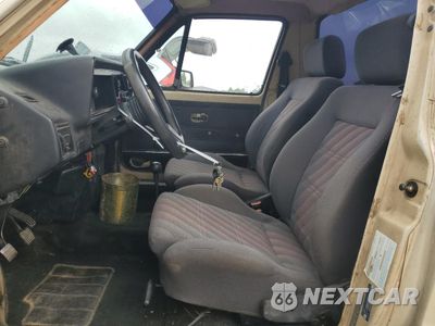 Zdjęcie 7 z 14 samochodu: 1981 VOLKSWAGEN RABBIT TRUCK VIN:1V1KG017XBV206872 - miniatura