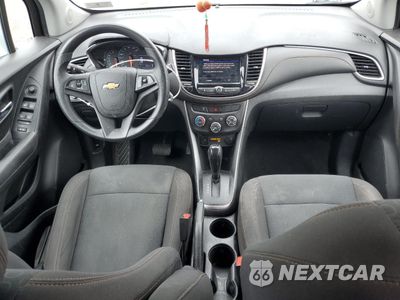 Zdjęcie 8 z 13 samochodu: 2020 CHEVROLET TRAX LS VIN:KL7CJKSBXLB016782 - miniatura