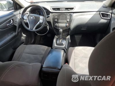 Zdjęcie 8 z 14 samochodu: 2016 NISSAN ROGUE S VIN:KNMAT2MV3GP646938 - miniatura