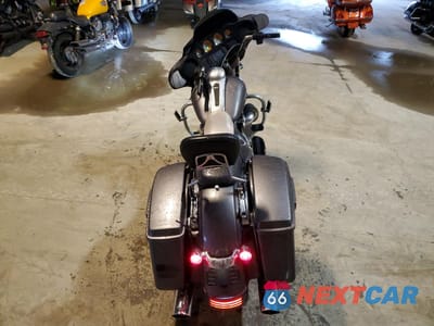 Zdjęcie 6 z 9 samochodu: 2014 HARLEY-DAVIDSON FLHX STREET GLIDE VIN:1HD1KBM14EB701342 - miniatura