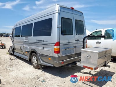 Trzecie zdjęcie samochodu z tyłu: 2005 DODGE SPRINTER 2500 VIN:WD0PD744855820921 - miniatura