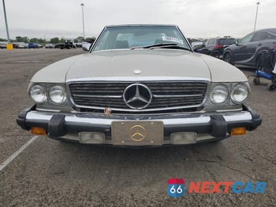 Piąte zdjęcie samochodu w środku: 1986 MERCEDES-BENZ 560 SL VIN:WDBBA48D1GA042362 - miniatura