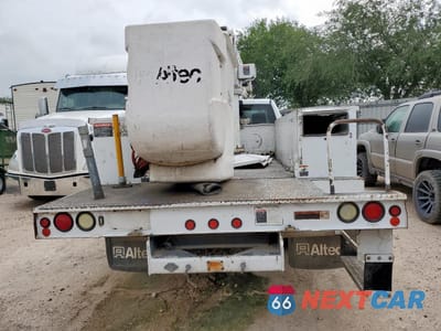 Zdjęcie 6 z 12 samochodu: 2013 RAM 5500 VIN:3C7WRNAL1DG563973 - miniatura