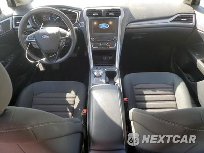 Zdjęcie 8 z 13 samochodu: 2019 FORD FUSION SE VIN:3FA6P0LU3KR263953 - miniatura