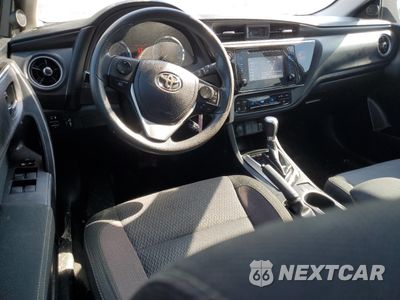 Zdjęcie 8 z 12 samochodu: 2018 TOYOTA COROLLA L VIN:2T1BURHE8JC097392 - miniatura