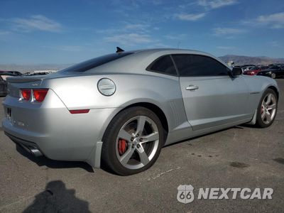 Trzecie zdjęcie samochodu z tyłu: 2010 CHEVROLET CAMARO SS VIN:2G1FK1EJ5A9225364 - miniatura