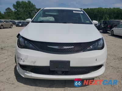 Piąte zdjęcie samochodu w środku: 2023 CHRYSLER VOYAGER LX VIN:2C4RC1CG9PR526611 - miniatura