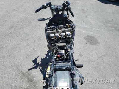 Zdjęcie 6 z 8 samochodu: 1998 SUZUKI GSX750 F VIN:JS1GR7GA0W2100683 - miniatura