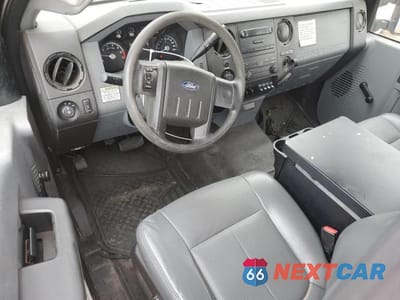 Zdjęcie 8 z 13 samochodu: 2013 FORD F350 SD UTILITY TRUCK ** PRIOR FLEET ** VIN:1FDRF3A68DEB92654 - miniatura