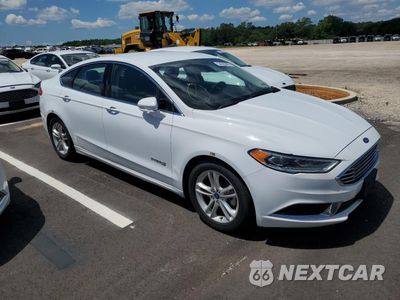 Czwarte zdjęcie samochodu z boku: 2018 FORD FUSION SE HYBRID VIN:3FA6P0LUXJR163525 - miniatura
