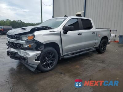 2021 CHEVROLET SILVERADO K1500 CUSTOM 1GCPYBEK6MZ277556 - główne zdjęcie licytacji z USA - miniatura