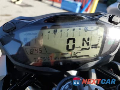 Zdjęcie 7 z 10 samochodu: 2022 SUZUKI SV650 VIN:JS1VP55A1N7100066 - miniatura