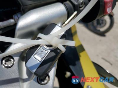 Zdjęcie 8 z 10 samochodu: 2020 BMW R 1250 RS VIN:WB10J8303LZG92066 - miniatura