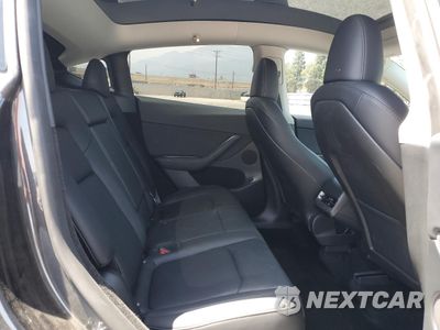 Zdjęcie 11 z 15 samochodu: 2024 TESLA MODEL Y VIN:7SAYGDEF0RF059697 - miniatura
