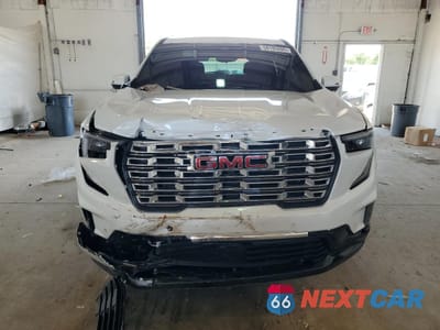 Piąte zdjęcie samochodu w środku: 2025 GMC ACADIA DENALI VIN:1GKENRRS3SJ145406 - miniatura