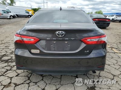 Zdjęcie 6 z 12 samochodu: 2019 TOYOTA CAMRY L VIN:4T1B11HK8KU172141 - miniatura