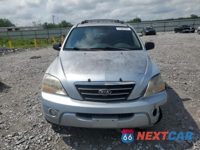 Piąte zdjęcie samochodu w środku: 2007 KIA SORENTO EX VIN:KNDJD736475687272 - miniatura