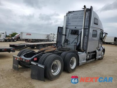 Czwarte zdjęcie samochodu z boku: 2022 VOLVO VNL VIN:4V4NC9EH8NN288574 - miniatura