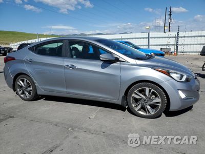 Czwarte zdjęcie samochodu z boku: 2015 HYUNDAI ELANTRA SE VIN:5NPDH4AE2FH598096 - miniatura
