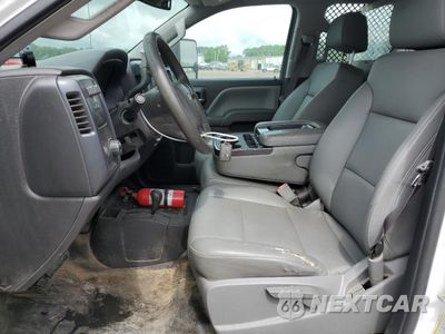 Zdjęcie 7 z 12 samochodu: 2017 CHEVROLET SILVERADO K2500 HEAVY DUTY VIN:1GC2KUEG7HZ337322 - miniatura