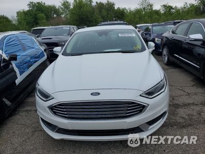Piąte zdjęcie samochodu w środku: 2018 FORD FUSION SE HYBRID VIN:3FA6P0LU7JR271276 - miniatura