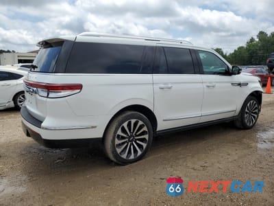 Trzecie zdjęcie samochodu z tyłu: 2024 LINCOLN NAVIGATOR L RESERVE VIN:5LMJJ3LG9REL19336 - miniatura