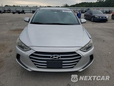 Piąte zdjęcie samochodu w środku: 2017 HYUNDAI ELANTRA SE VIN:KMHD74LF6HU087066 - miniatura