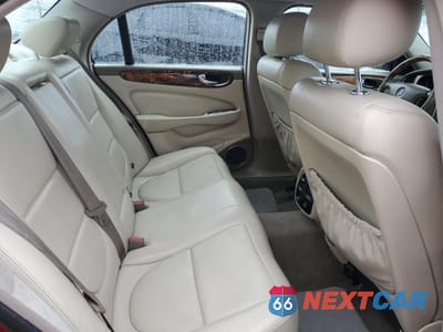 Zdjęcie 10 z 14 samochodu: 2004 JAGUAR XJ8 VIN:SAJWA71C14SG32254 - miniatura