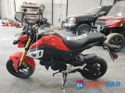 Trzecie zdjęcie samochodu z tyłu: 2020 HONDA GROM 125 VIN:MLHJC7513L5200946 - miniatura