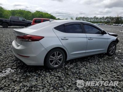 Trzecie zdjęcie samochodu z tyłu: 2018 HYUNDAI ELANTRA SEL VIN:KMHD84LFXJU493144 - miniatura