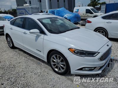 Czwarte zdjęcie samochodu z boku: 2017 FORD FUSION SE HYBRID VIN:3FA6P0LU0HR359693 - miniatura