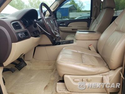 Zdjęcie 7 z 16 samochodu: 2008 GMC YUKON DENALI VIN:1GKFK63888J181514 - miniatura
