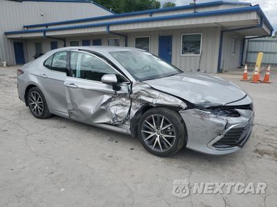 Czwarte zdjęcie samochodu z boku: 2024 TOYOTA CAMRY XLE VIN:4T1F11BK8RU127477 - miniatura