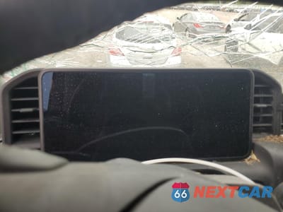 Zdjęcie 9 z 12 samochodu: 2023 RIVIAN EDV 700 VIN:7FCEHEB75PN013078 - miniatura