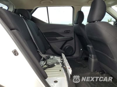 Zdjęcie 10 z 12 samochodu: 2024 NISSAN KICKS S VIN:3N1CP5BV3RL544946 - miniatura