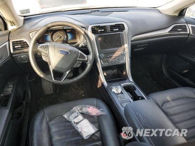 Zdjęcie 8 z 12 samochodu: 2018 FORD FUSION SE HYBRID VIN:3FA6P0LU6JR118615 - miniatura