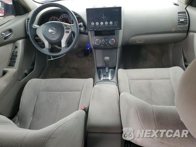 Zdjęcie 8 z 14 samochodu: 2011 NISSAN ALTIMA BASE VIN:1N4AL2AP4BN426546 - miniatura