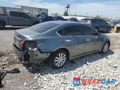 Trzecie zdjęcie samochodu z tyłu: 2016 NISSAN ALTIMA 2.5 VIN:1N4AL3AP1GN325445 - miniatura