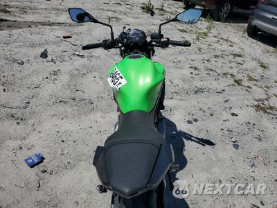 Zdjęcie 6 z 10 samochodu: 2019 KAWASAKI ER650 H VIN:JKAEREH10KDA38939 - miniatura