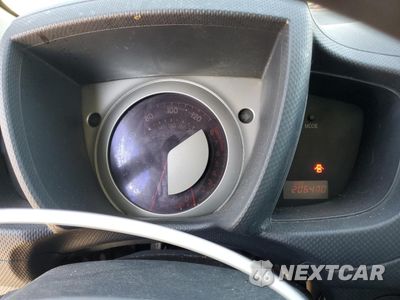 Zdjęcie 9 z 14 samochodu: 2009 TOYOTA SCION XD VIN:JTKKU10469J039682 - miniatura