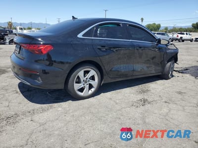 Trzecie zdjęcie samochodu z tyłu: 2023 AUDI A3 PREMIUM VIN:WAUAUDGY4PA044743 - miniatura